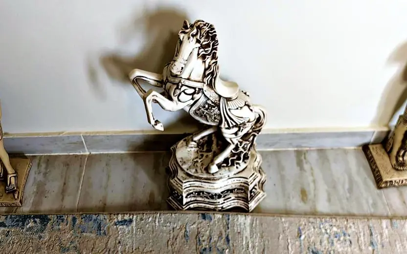 Décor: figurine
